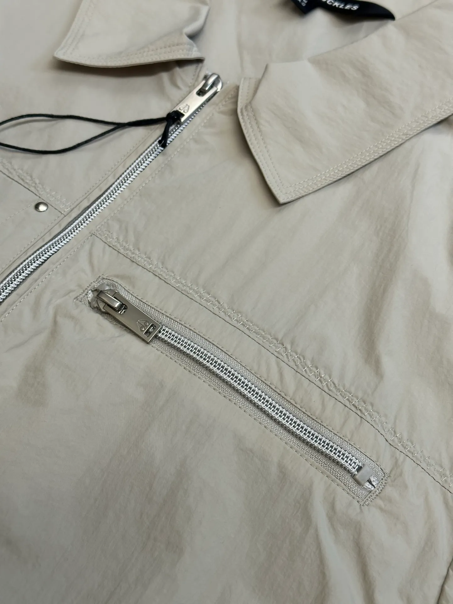 Goose kn 57% +40% +3% ， 。 、 ， ； ， ； ， ， 。 ， ， ， 。 Classic ， ， 。 ， ， ； ， ， ， ， 。 ， ； ， ， ； ， 。 size：s m l xl